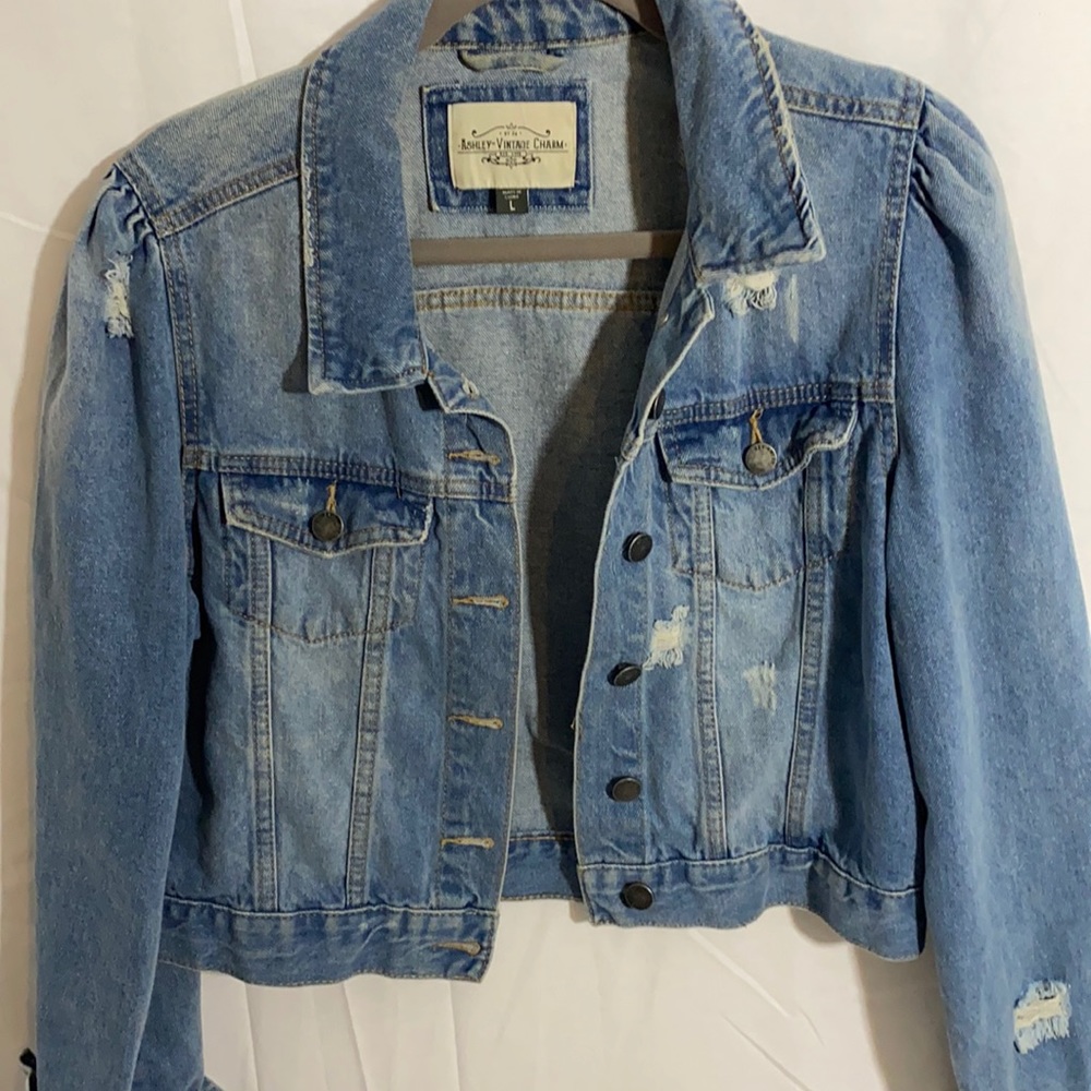 Puffed sleeve jean jacket Ashley- vintage charm